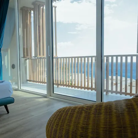 Family In Coast Villa *
